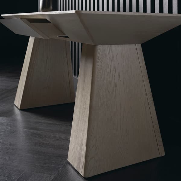 Finley Desk, Desk