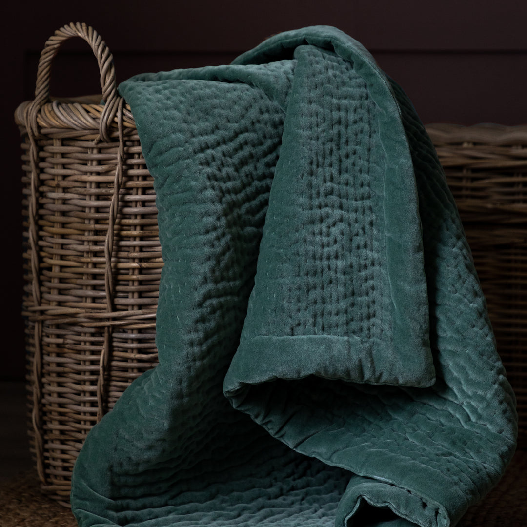 HAZE VELVET 140X220 THROW OCEAN