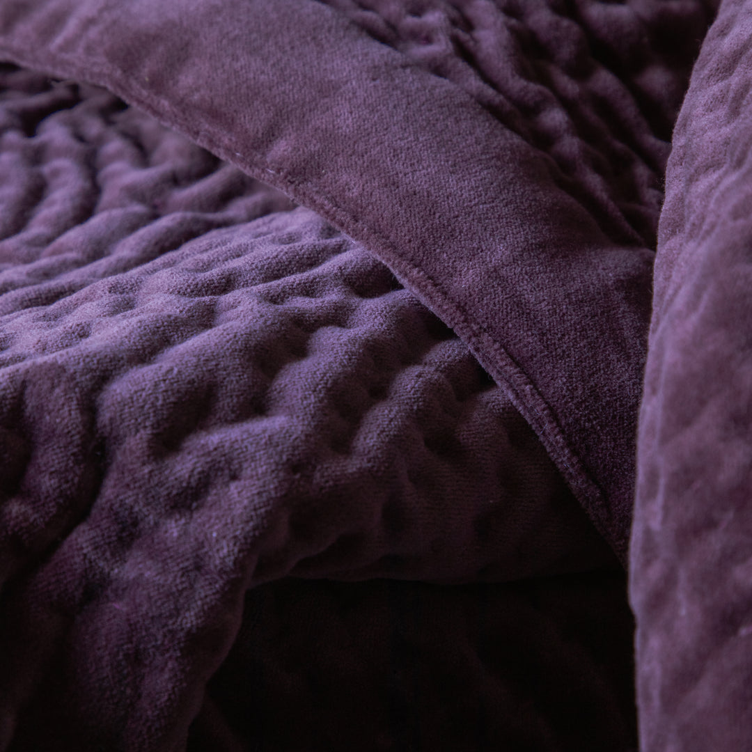 HAZE VELVET 140X220 THROW PLUM