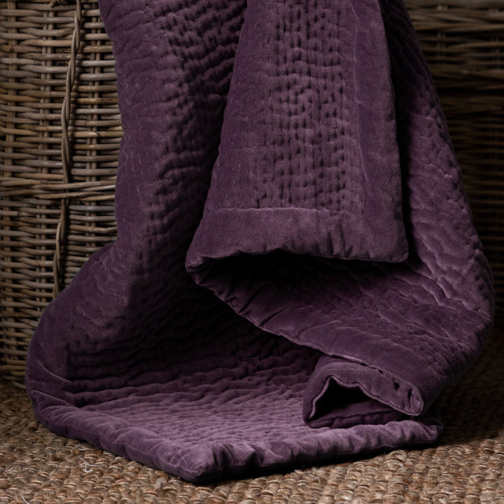 HAZE VELVET 140X220 THROW PLUM
