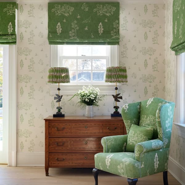 Wychwood Basil Green, Wallpaper - Andrew Martin
