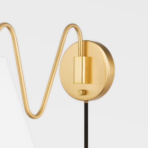 Onda, Light, Brass - Andrew Martin