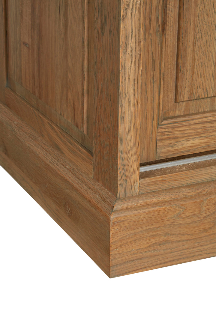 Pigeon Sliding Door Cabinet