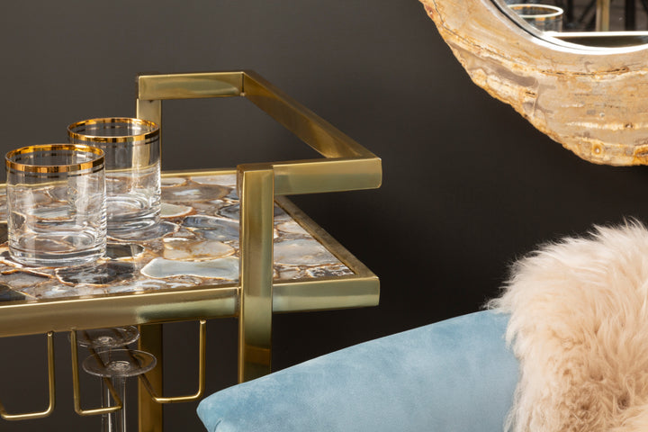 Petey Drinks Trolley in Agate