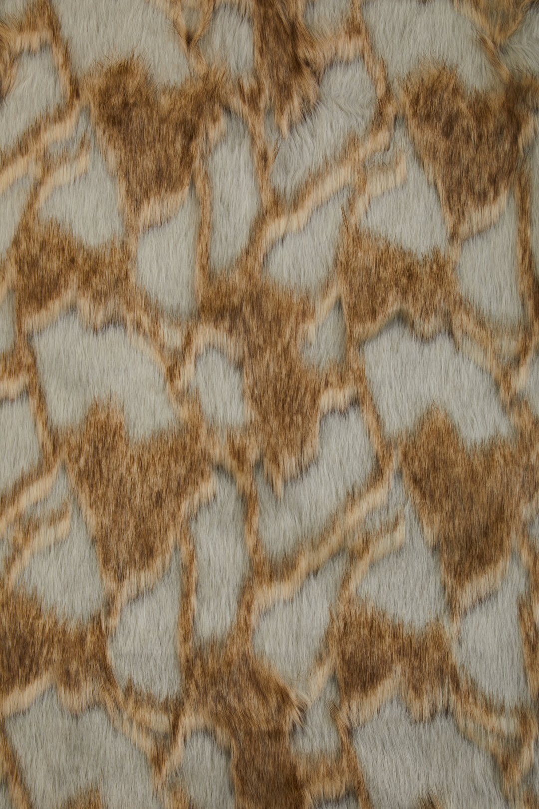 Dove Lamina Grey And Natural Fur Throw
