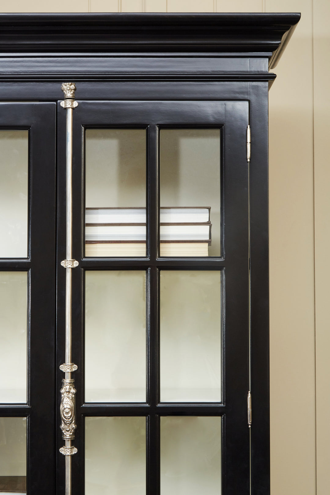 Kingfisher Black Cabinet