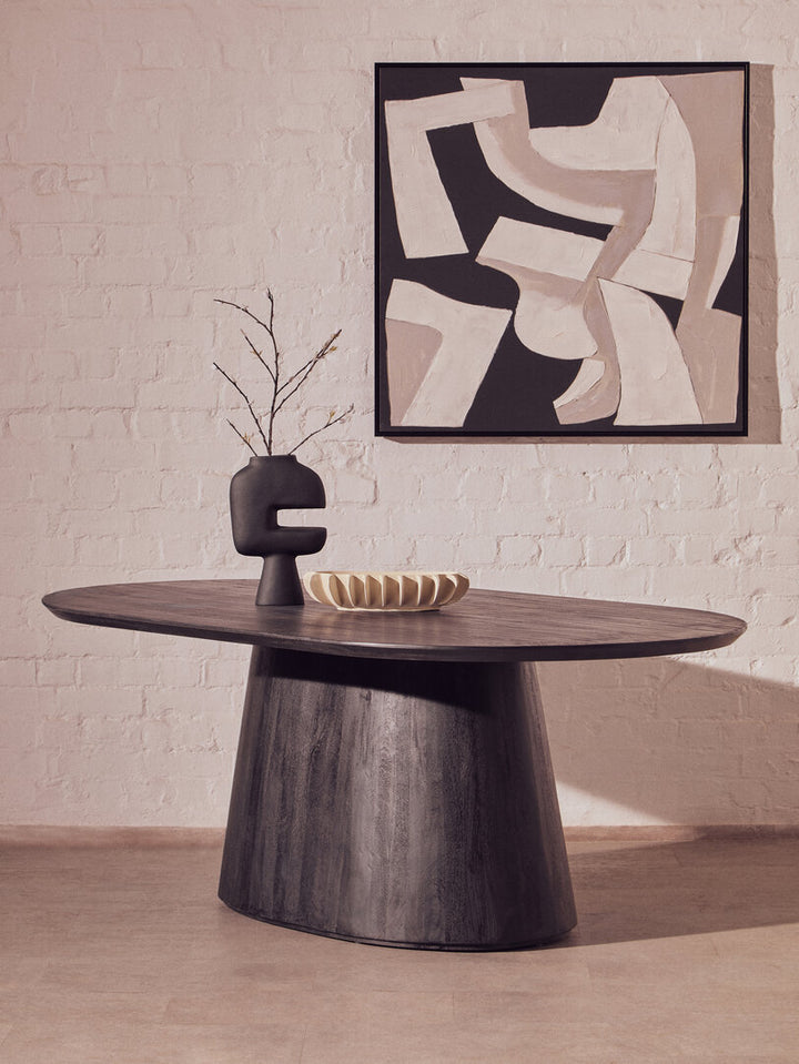 Thrush Oval Mango Wood Black Finish Dining Table