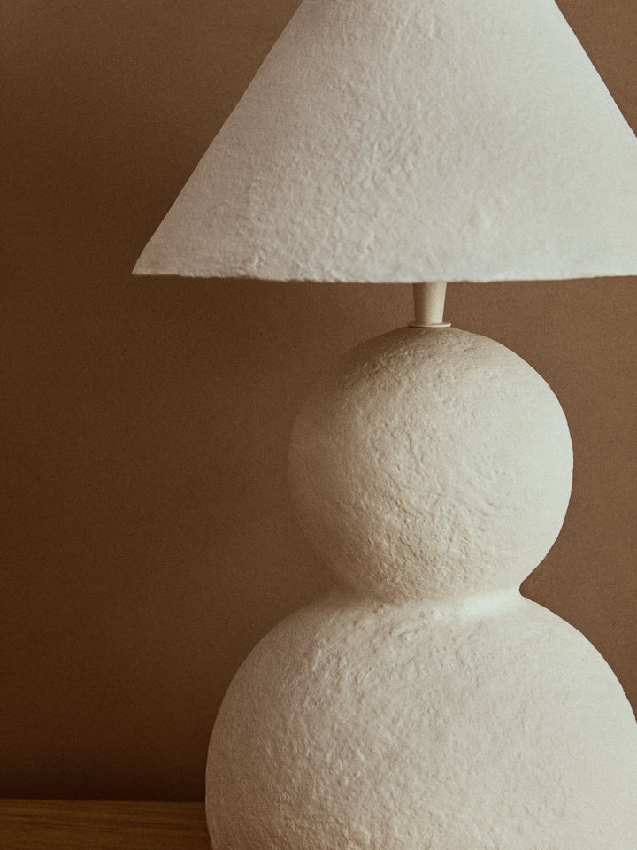 Thrush 44cm White Papier Mache Table Lamp