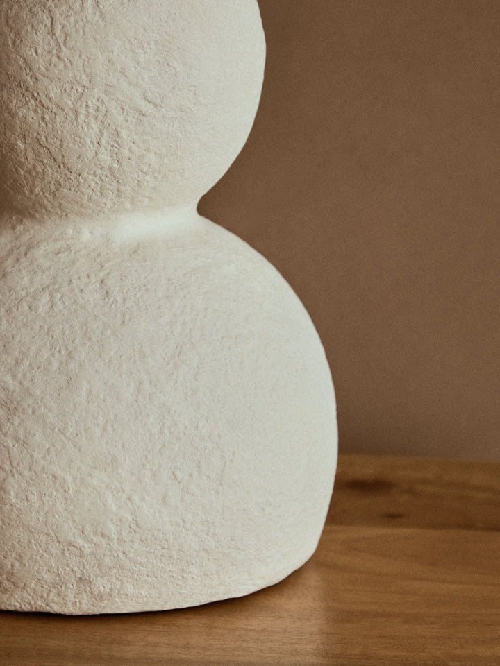 Thrush 44cm White Papier Mache Table Lamp
