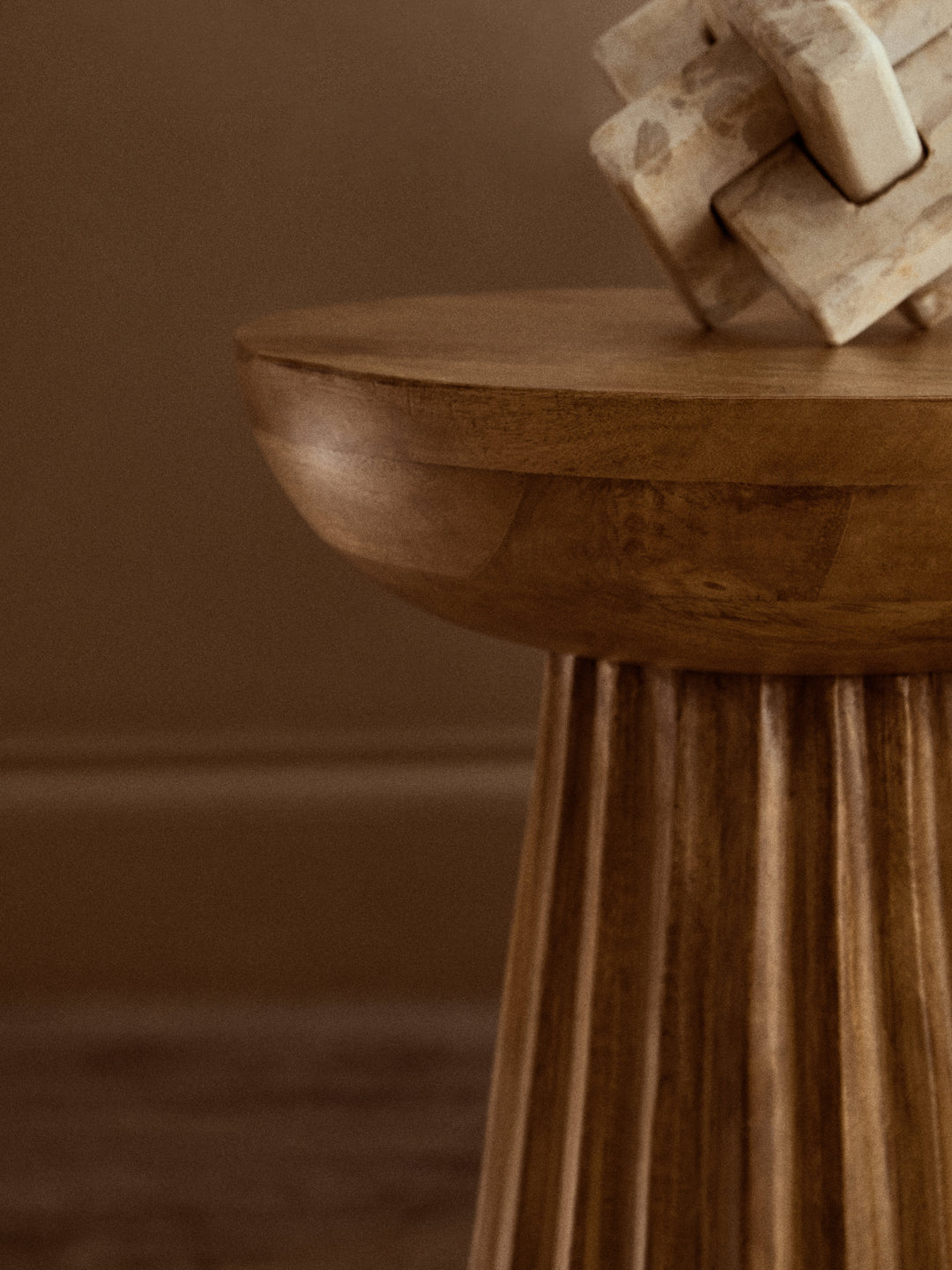 Cuckoo Natural Mango Wood Carved Ridge Side Table
