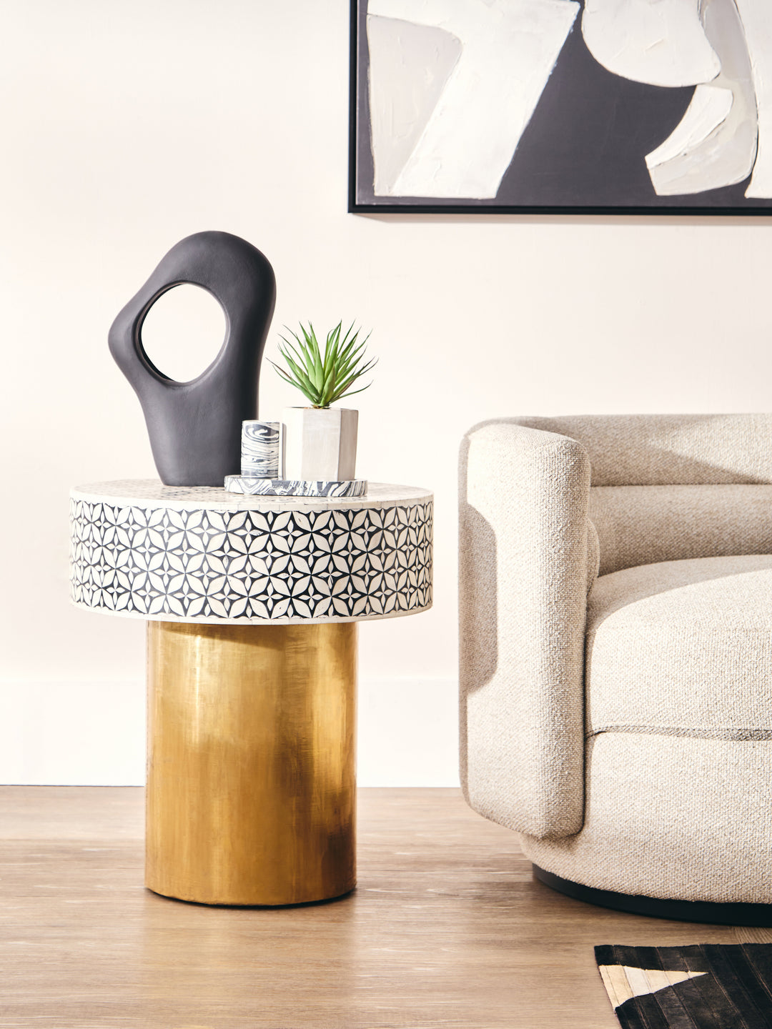 Oscar Round Side Table