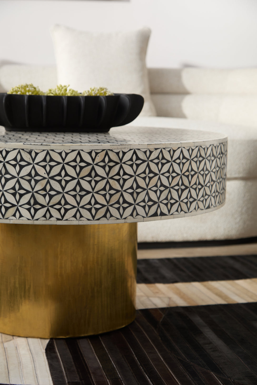 Jasper Round Coffee Table With Gold Base