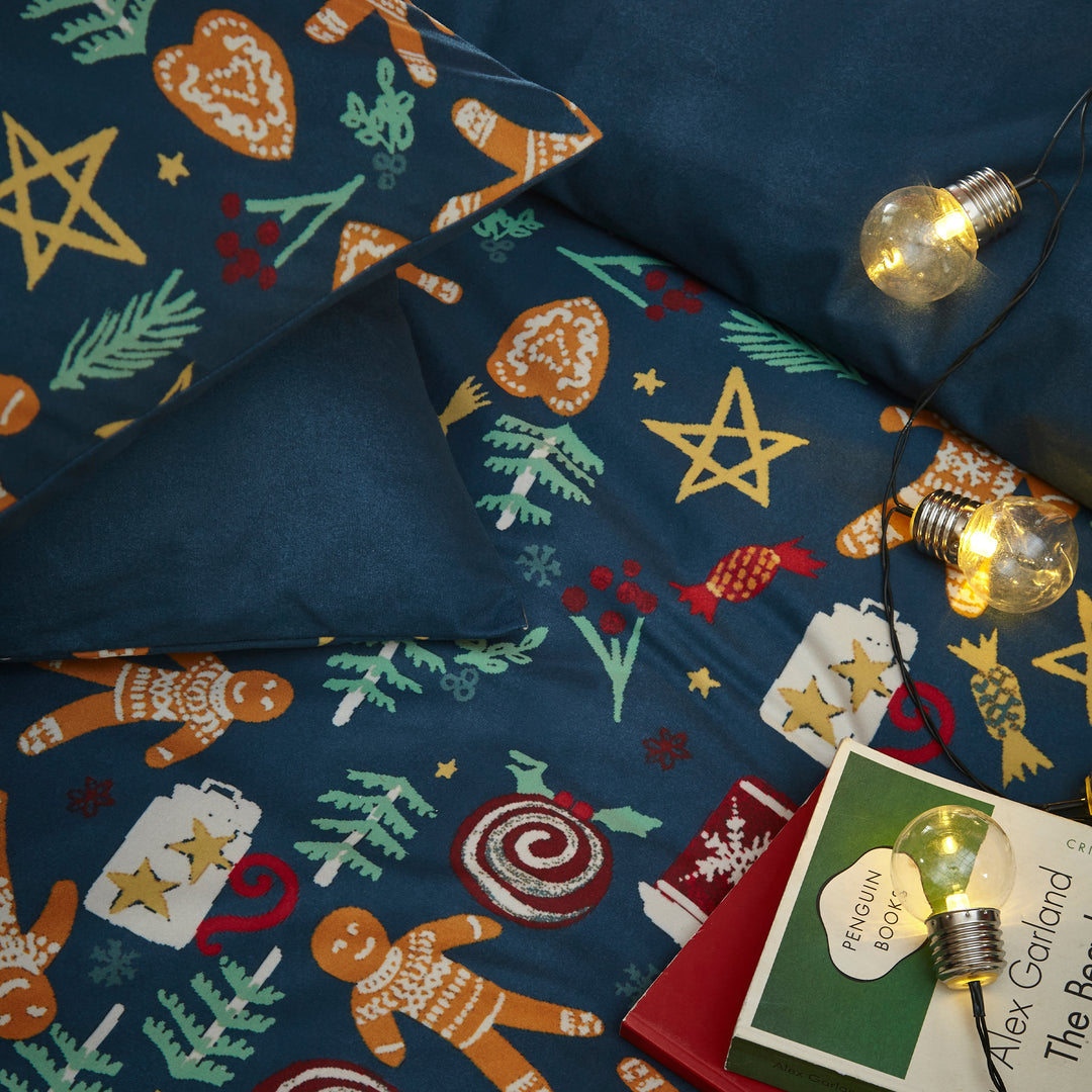 703yuletide Treats Sb Duvet Set Navy - image 3