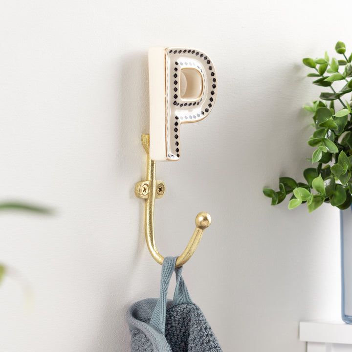 770 Alphabet P Set Of 1 Wall Hook Ivory/Black