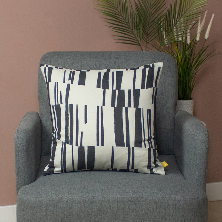 ADDA 43X43 CUSHION CASE MULTI