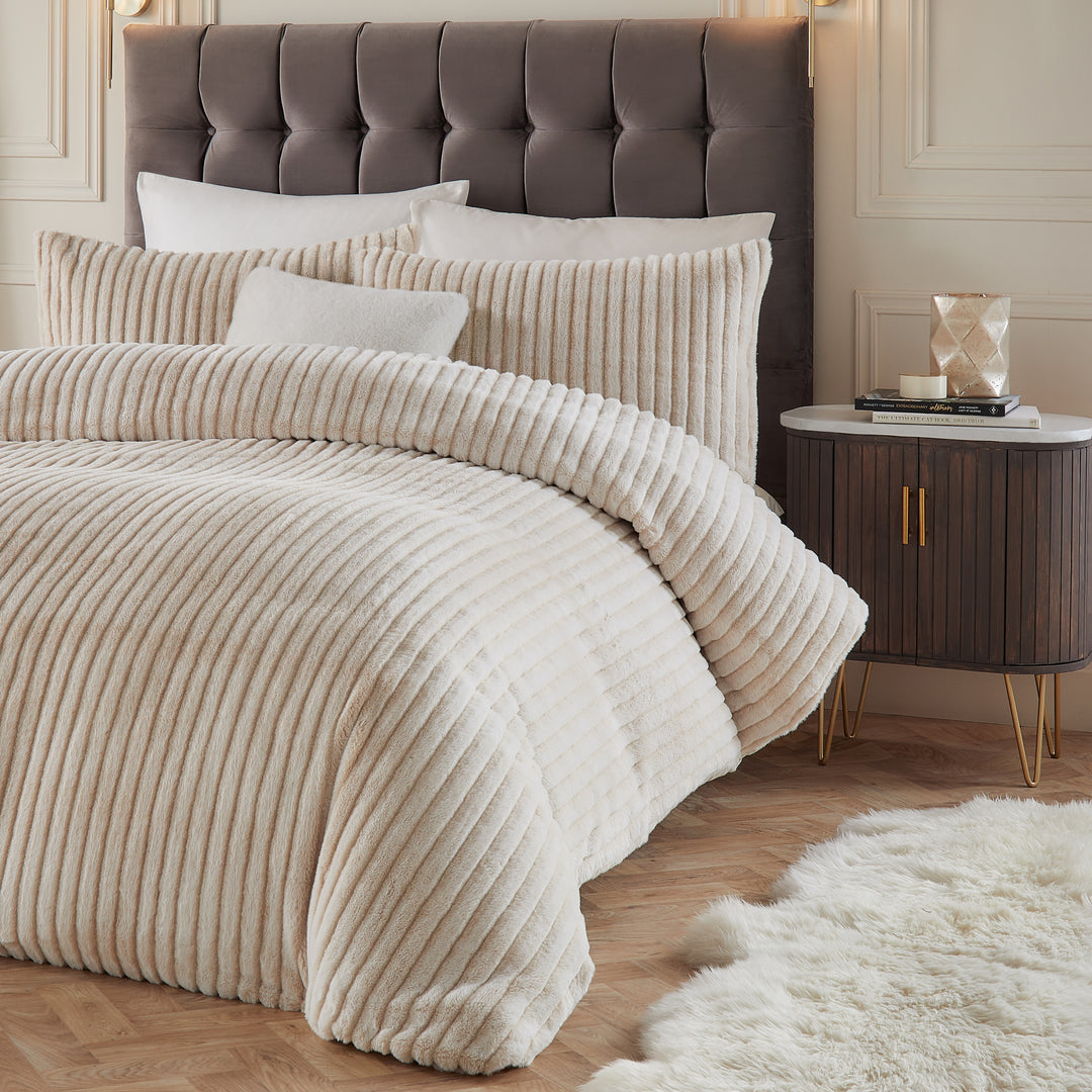 Alpine Super King Duvet Set Champagne - image 3