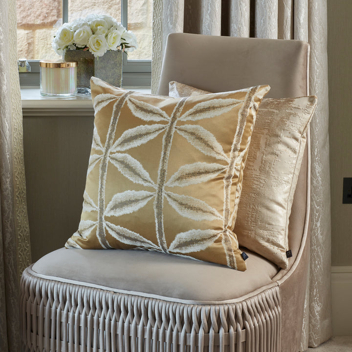 APHRODITE 50X50 CUSHION CASE GILT