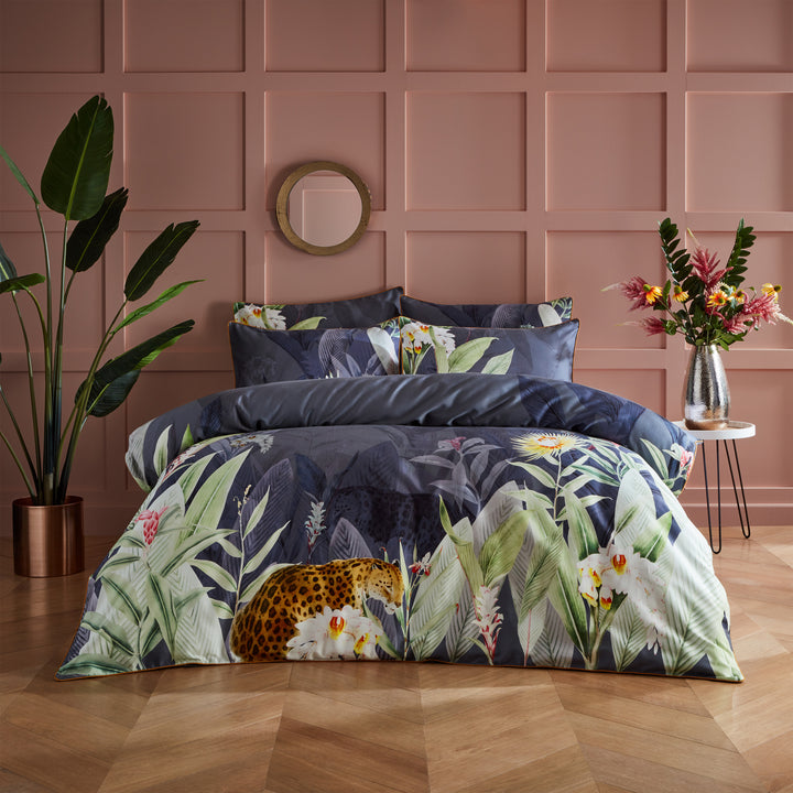 Artemis Double Duvet Set Multi
