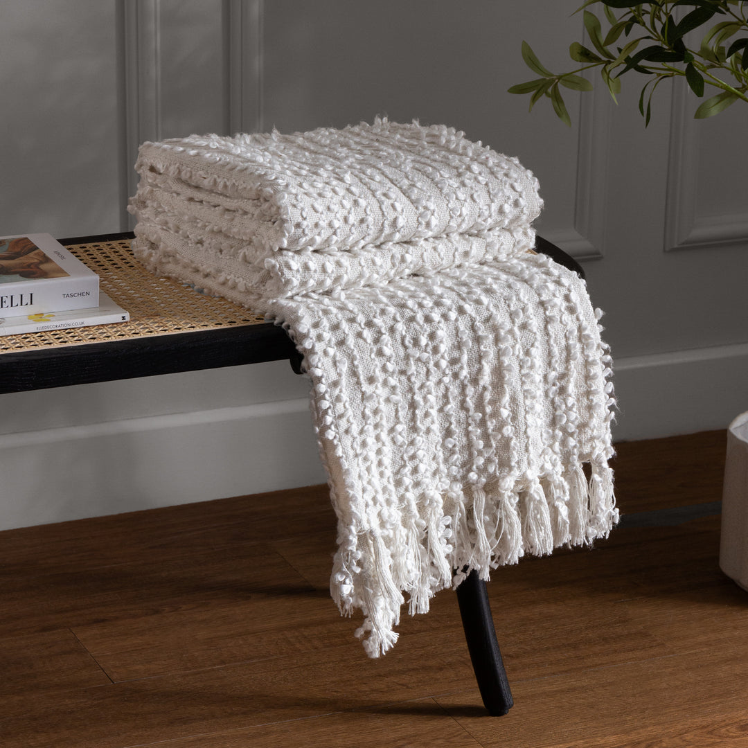 Arvo Boucle Yarn Throw 130x180 Natural