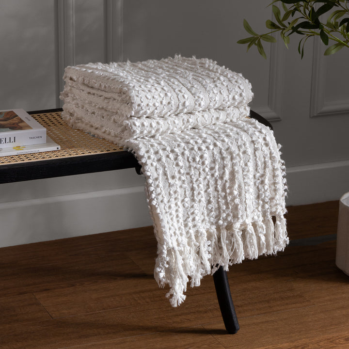 Arvo Boucle Yarn Throw 130x180 Natural