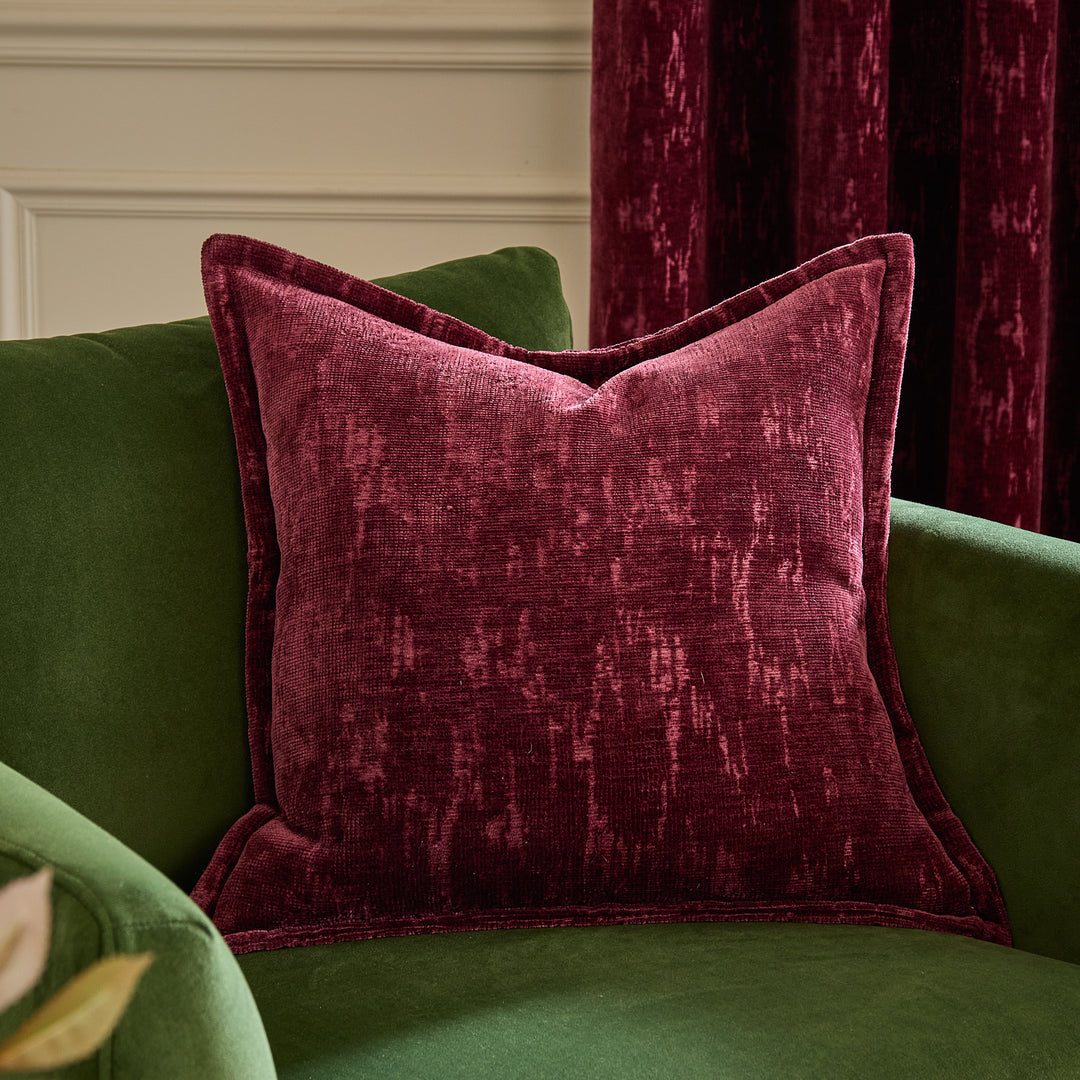 Aurelio Chenille 45x45 Cushion Case Burgundy