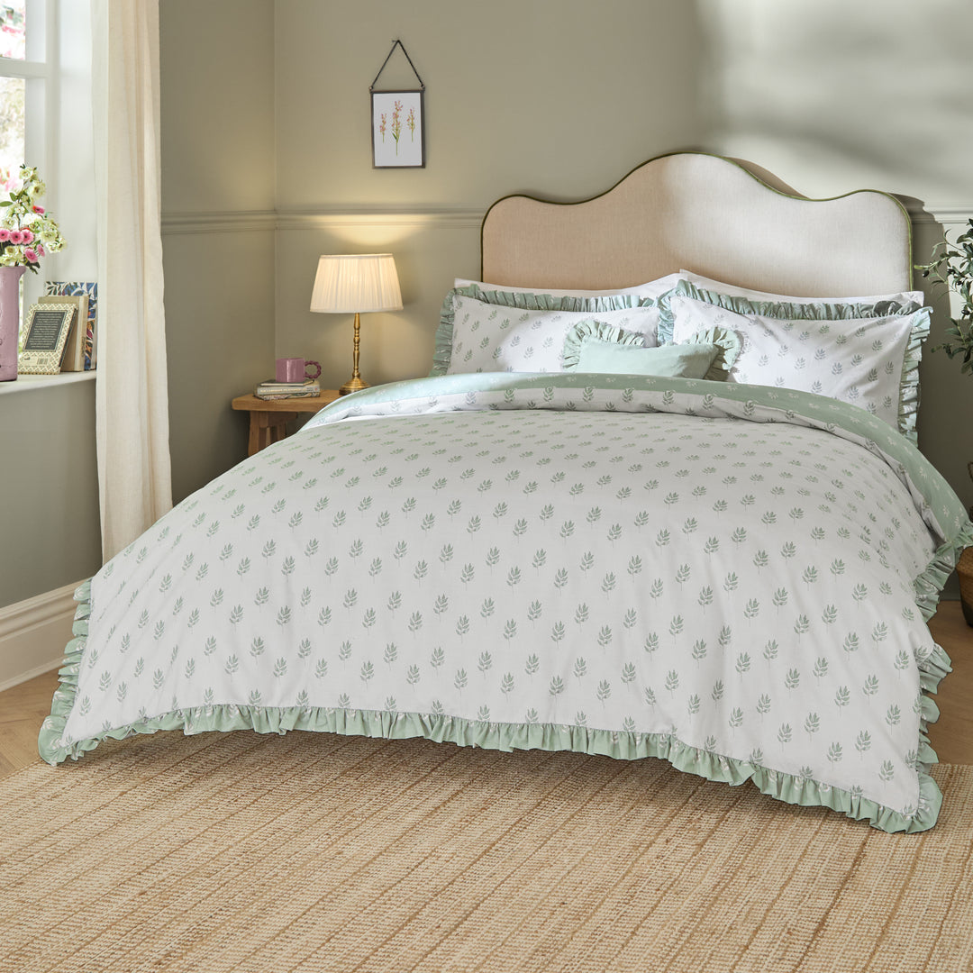 Ava King Duvet Set White Sage
