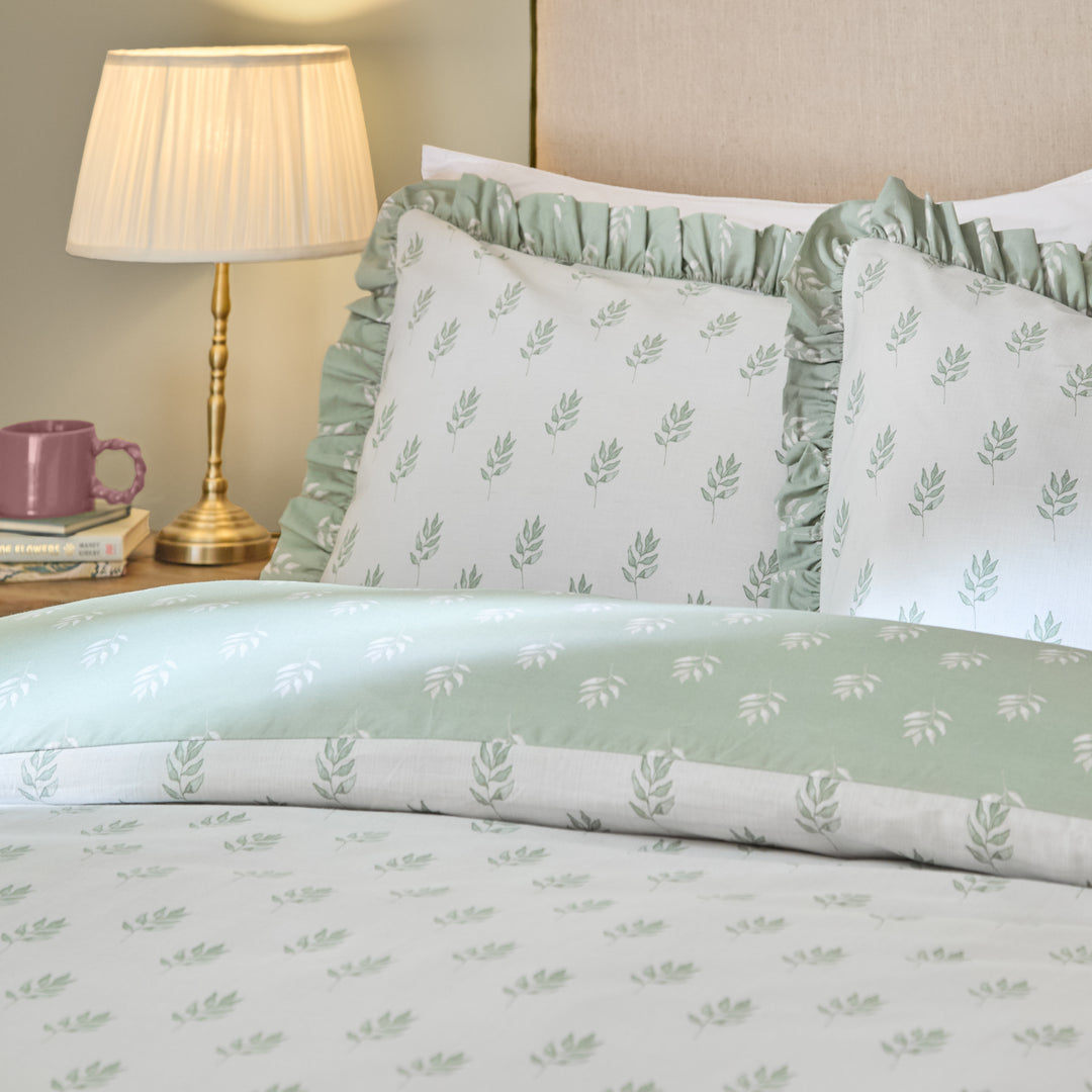 Ava Super King Duvet Set White Sage - image 2