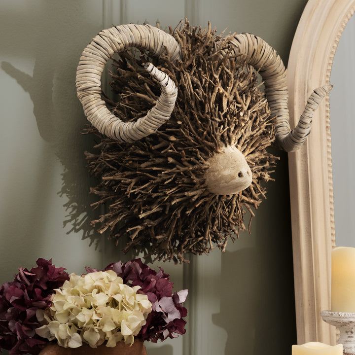 BEAU WOODEN RAM HEAD