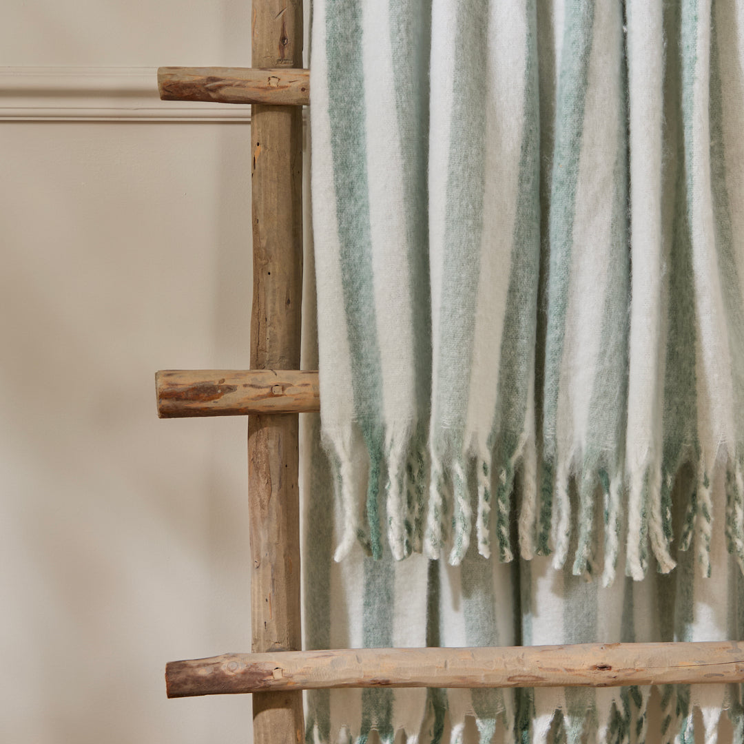 Beechwood 140x180 Throw Moorland Green - image 2