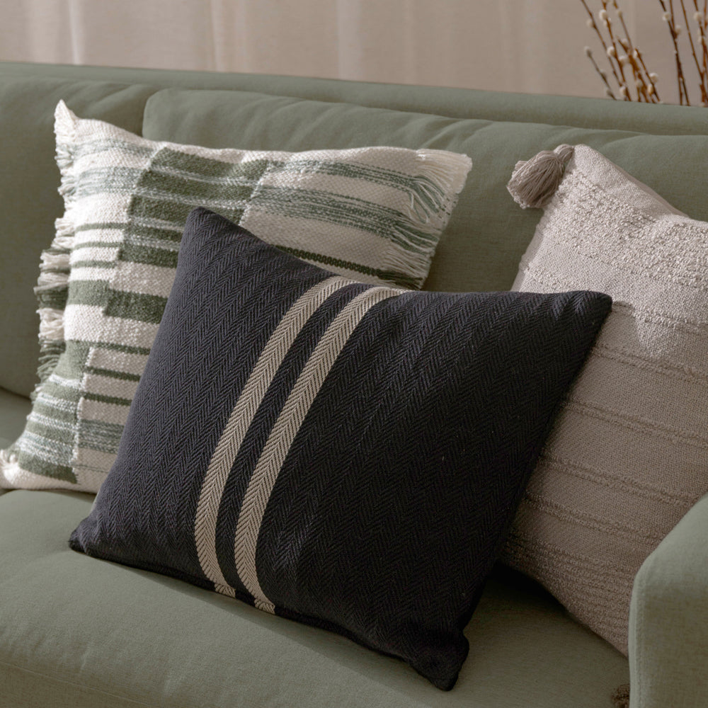 Benton 40x50 Cushion Case Black - image 5