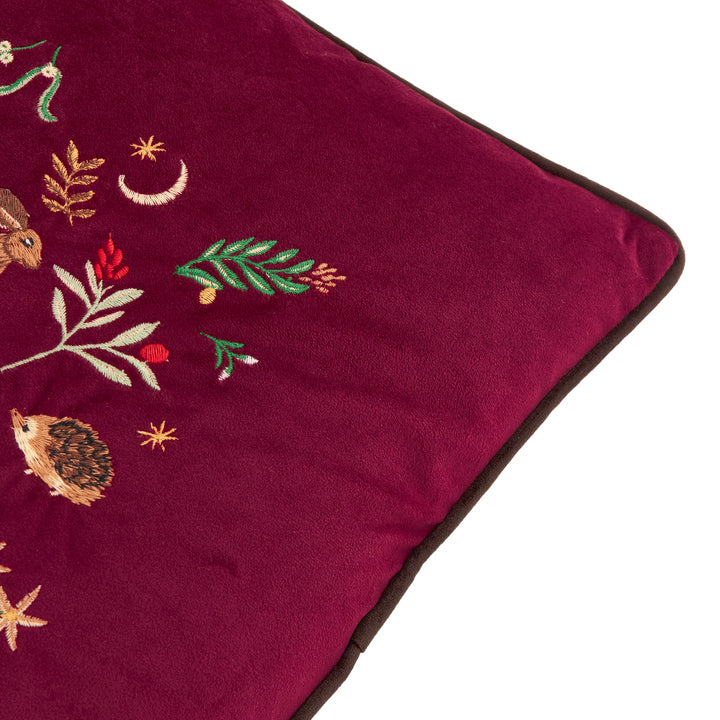 Berry Woods 45x45 Cushion Case Burgundy - image 4