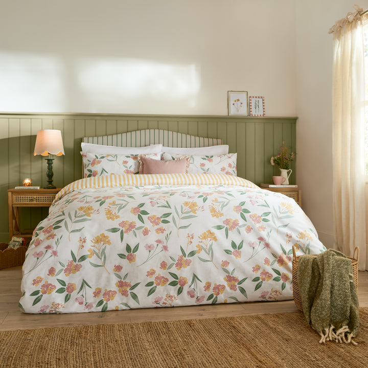 Betsie King Duvet Set Yellow