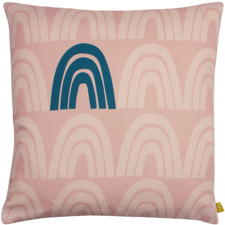 BE KIND RAINBOW 43X43 CUSHION CASE MULTI