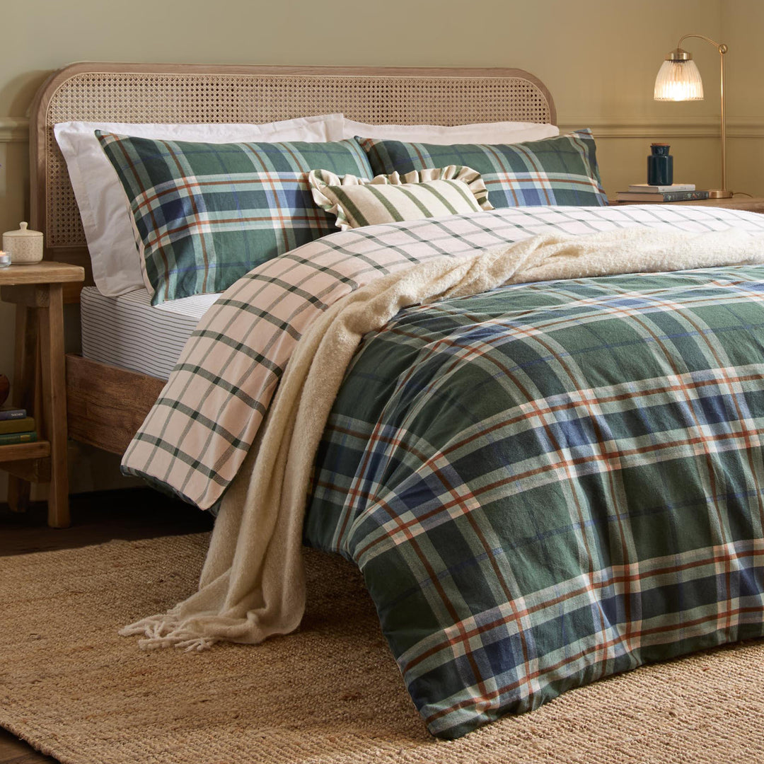 Braemar Check Super King Duvet Set Forest/Navy - image 3