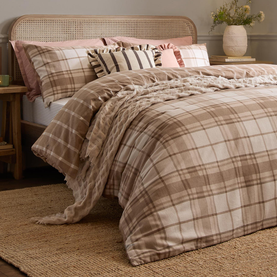 Braemar Check Super King Duvet Set Natural