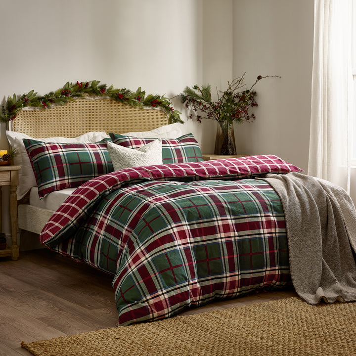 Braemar Check Double Duvet Set Berry/Pine