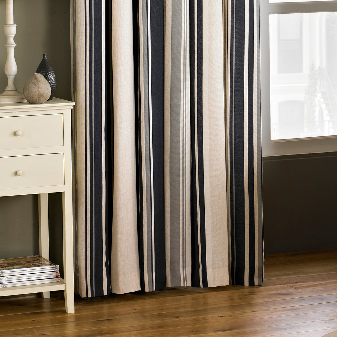 BROADWAY 229X229 R/TOP CURT BLAC