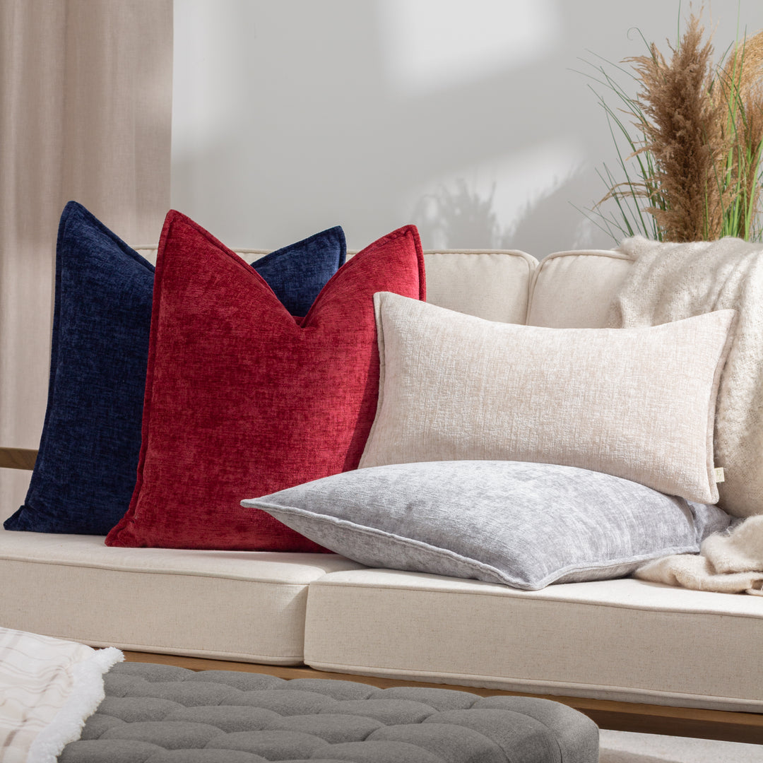 BUXTON 50X50 CUSHION CASE RED