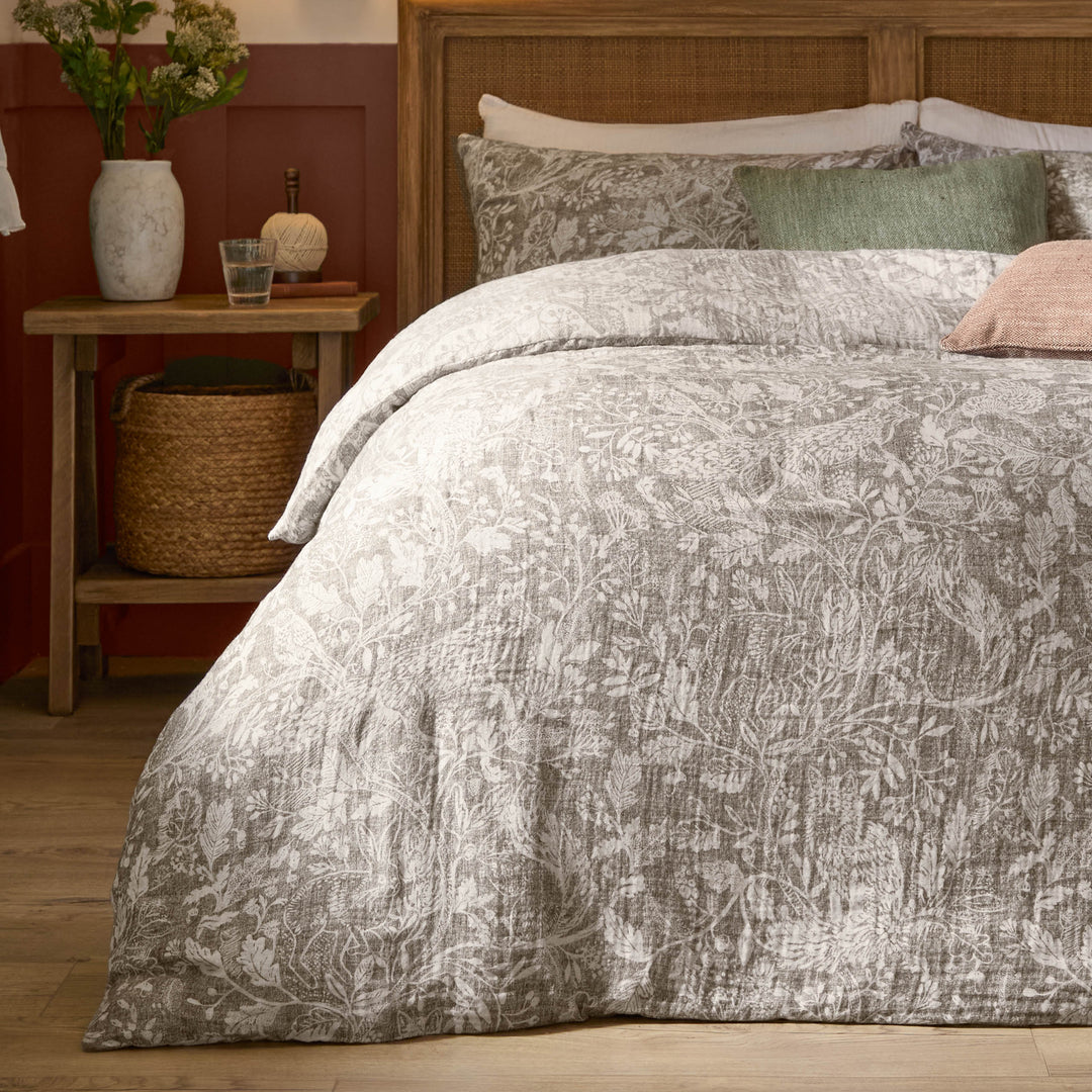 Cademuir Super King Duvet Set Nut - image 3
