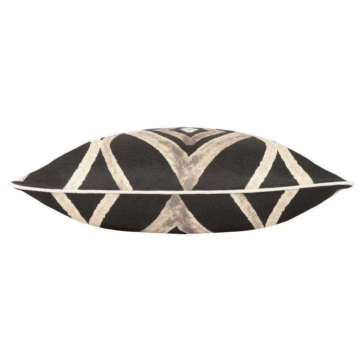 CAPE IKAT 50X50 CUSHION CASE BLACK