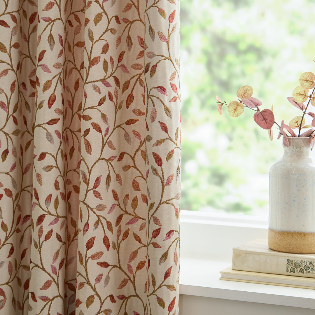 CERVINO PENCIL PLEAT CURTAINS REDNUT