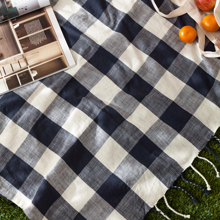 Chesil Check 130x170 Throw Navy - image 2