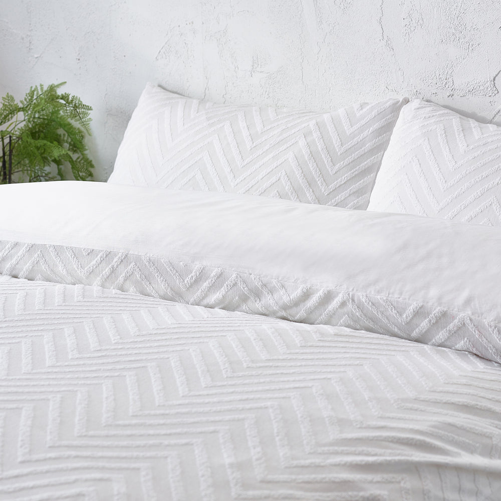 Chevron Tuft Super King Duvet Set White - image 2