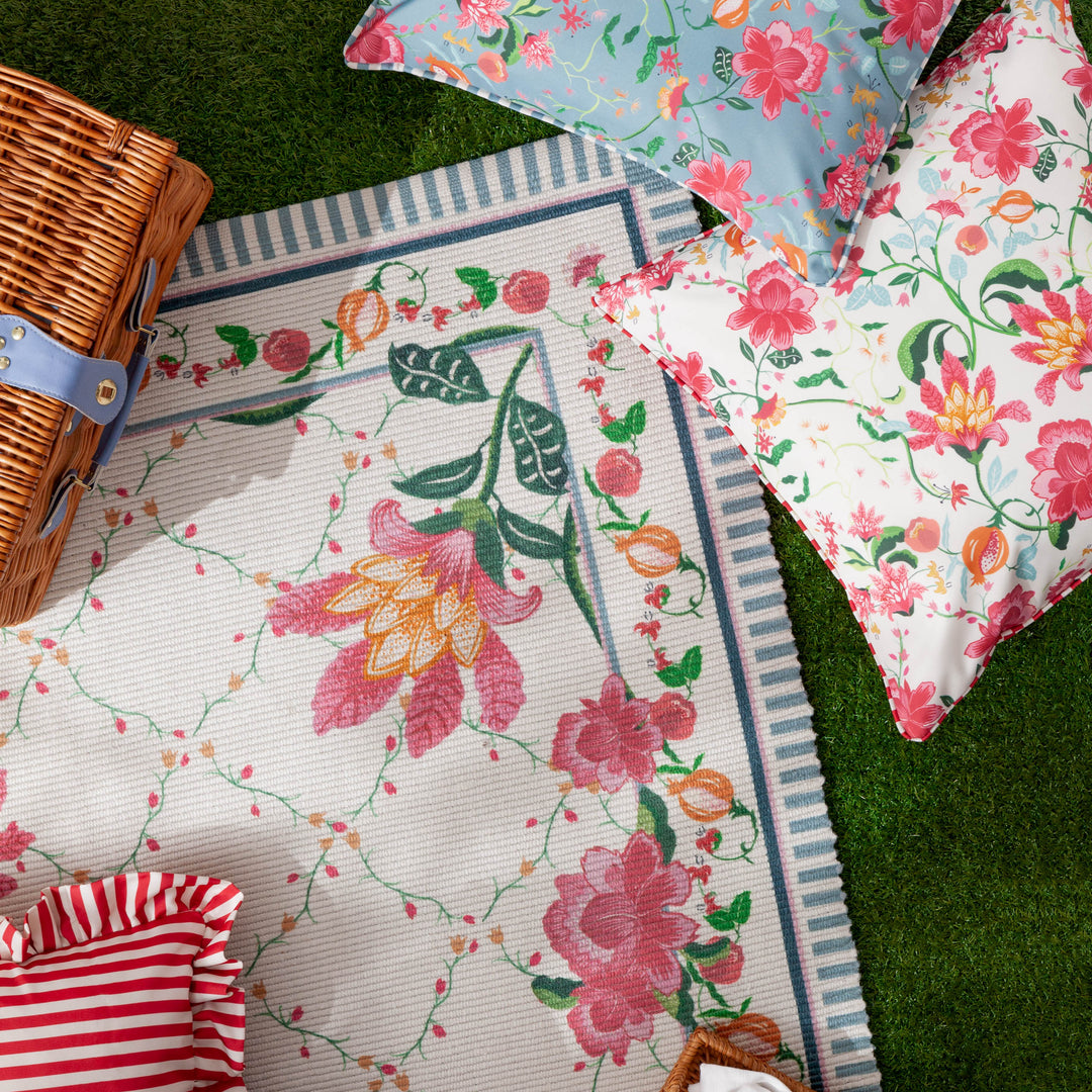 Claudia 45x45 Outdoor Cushion Case Candy Red - image 7