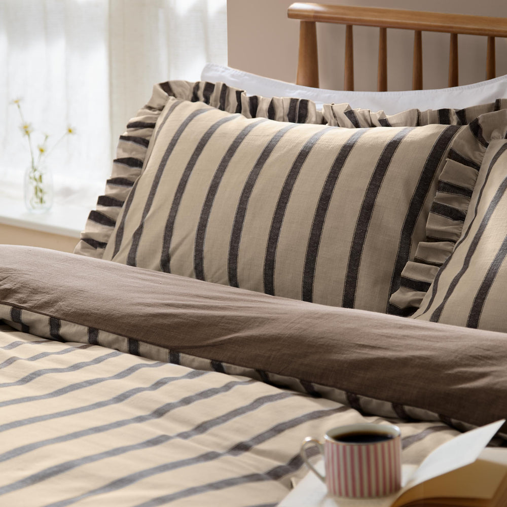 Connie Super King Duvet Set Chocolate - image 2