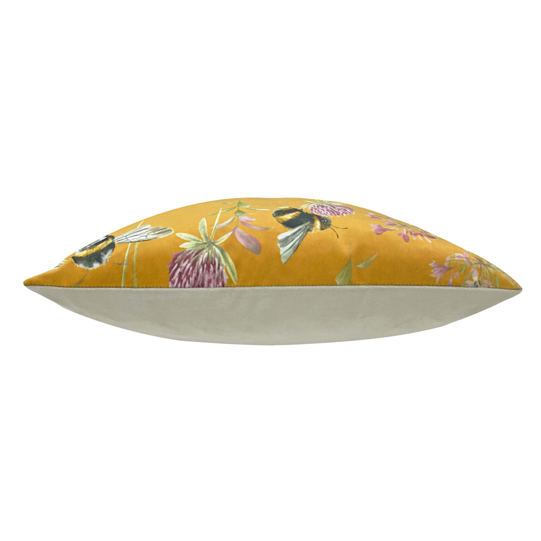 COUNTRY BEE GARDEN 43X43 CUSHION CASE HONEY