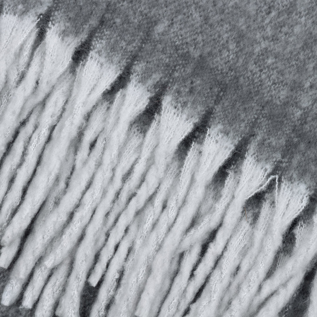 Cozy 140x180 Throw Charcoal - image 3