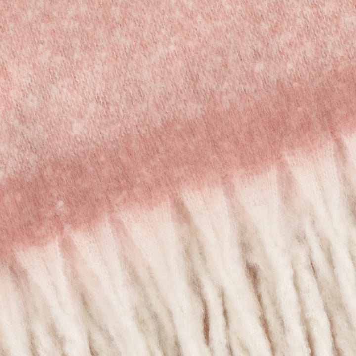 Cozy 140x180 Throw Pink - image 3