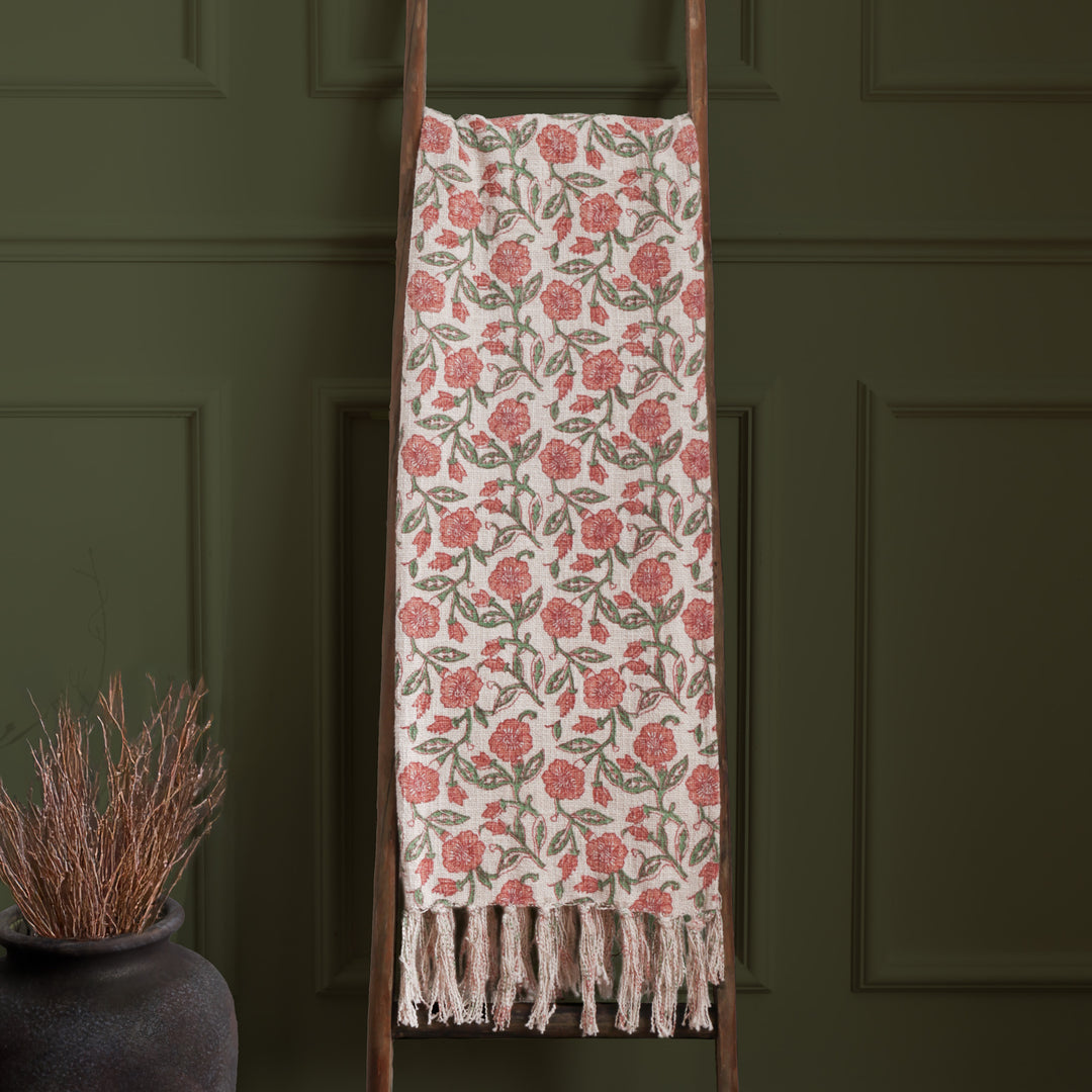 Delphine 130x170 Throw Coral