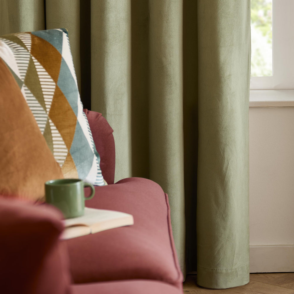 The Ultimate Velvet Blackout 117x183 Pencil Pleat Curtains Green - image 2